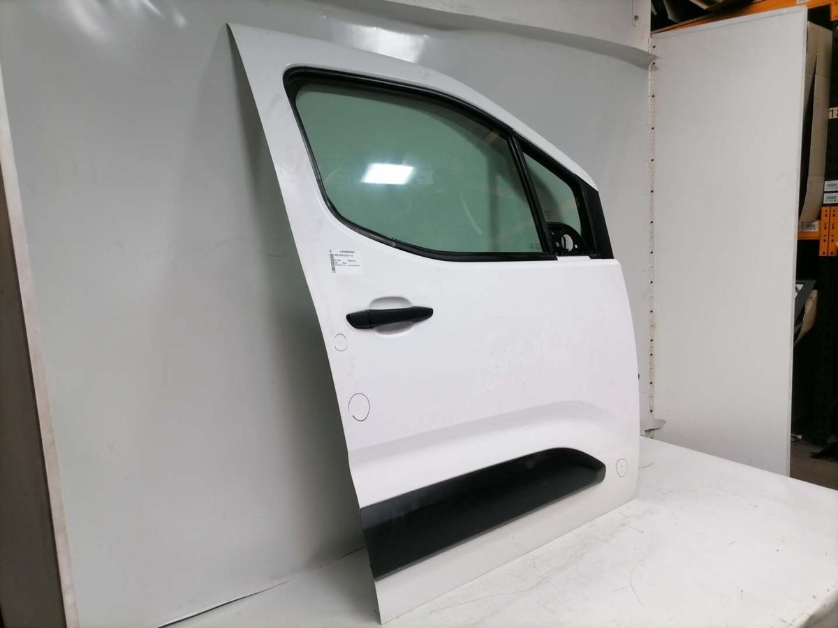Opel Combo E original T&uuml;r vorn rechts G20 Wei&szlig; Rohbau Bj.2019
